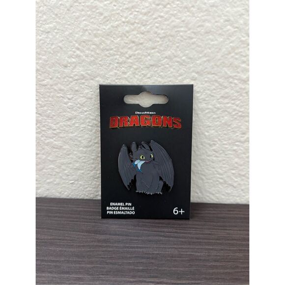 Loungefly DreamWorks How to Train Your Dragon Toothless Fish Enamel Pin - Picture 1 of 2